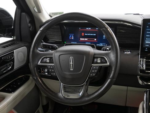Used 2022 Lincoln Navigator L Black Label AWD/4WD image 21