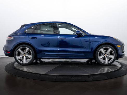 New 2026 Porsche Macan S image 8