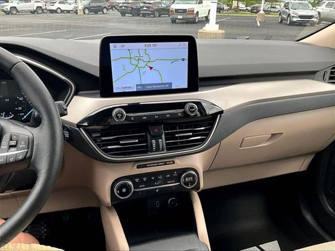 Used 2020 Ford Escape SEL FWD image 15