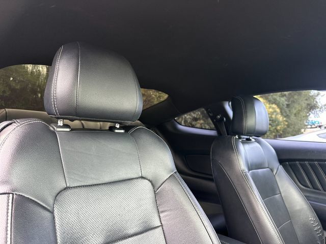 Used 2017 Ford Mustang Premium RWD image 15