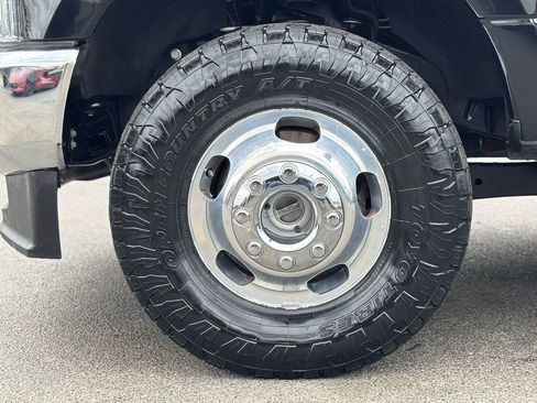 Used 2021 Ford F350 Lariat w/ Lariat Value Package image 15