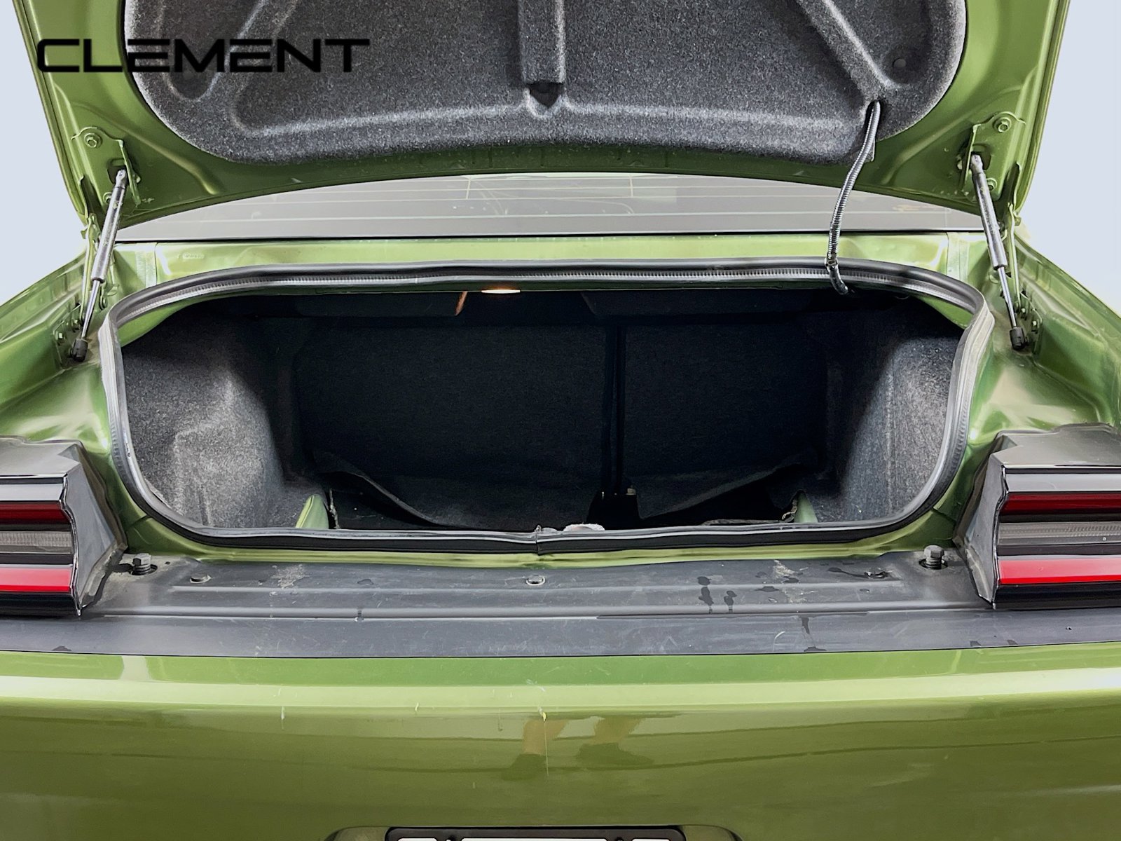 Used 2022 Dodge Challenger R/T Scat Pack RWD image 9
