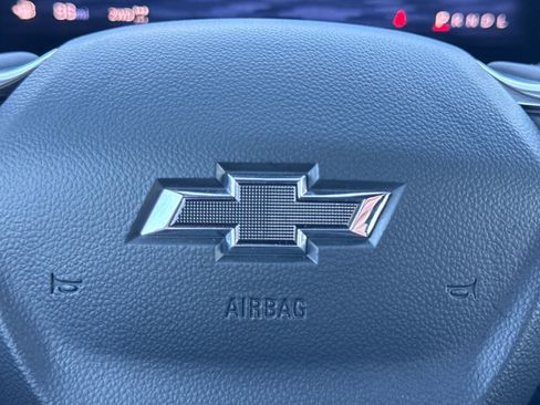 Used 2024 Chevrolet Traverse Z71 AWD/4WD image 32