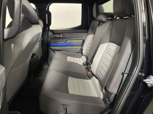 Certified 2025 Toyota Tacoma TRD Off-Road image 13