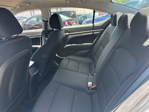 Used 2019 Hyundai Elantra SEL w/ Cargo Package FWD image 15