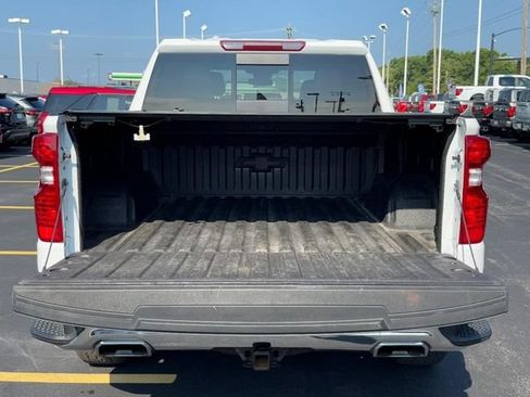Used 2025 Chevrolet Silverado 1500 LT AWD/4WD image 5