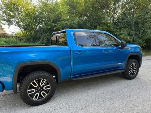 Used 2024 GMC Sierra 1500 AT4 w/ AT4 Premium Package AWD/4WD image 5
