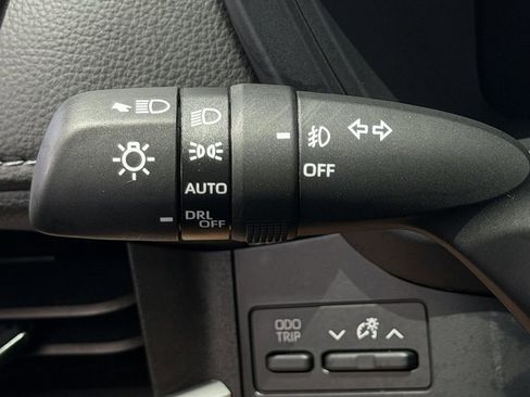 Used 2025 Toyota Grand Highlander FWD image 22