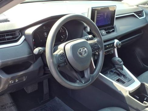 Certified 2025 Toyota RAV4 XLE AWD/4WD image 18