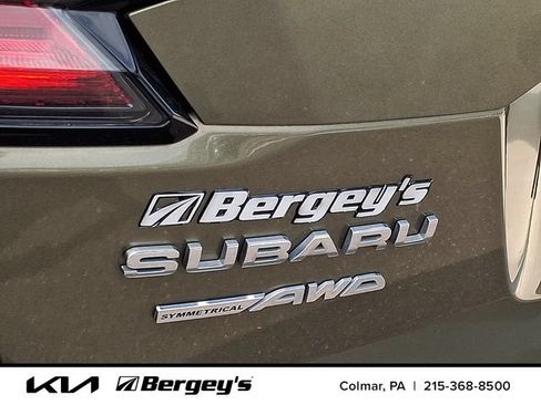 Used 2023 Subaru Outback Limited AWD/4WD image 33