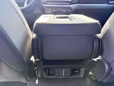 Used 2024 Chevrolet Silverado 1500 LT AWD/4WD image 12
