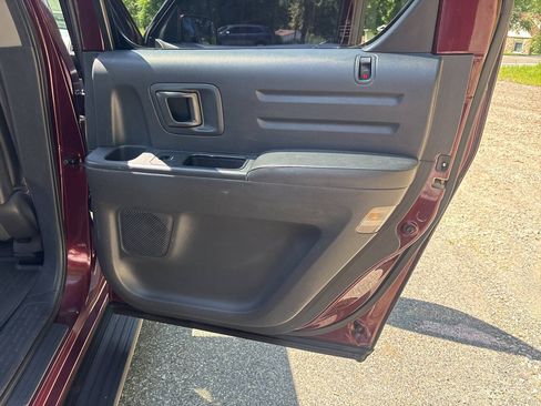 Used 2013 Honda Ridgeline RTL image 25