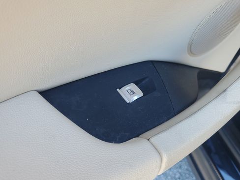 Used 2020 BMW X3 xDrive30i w/ Driving Assistance Package image 16