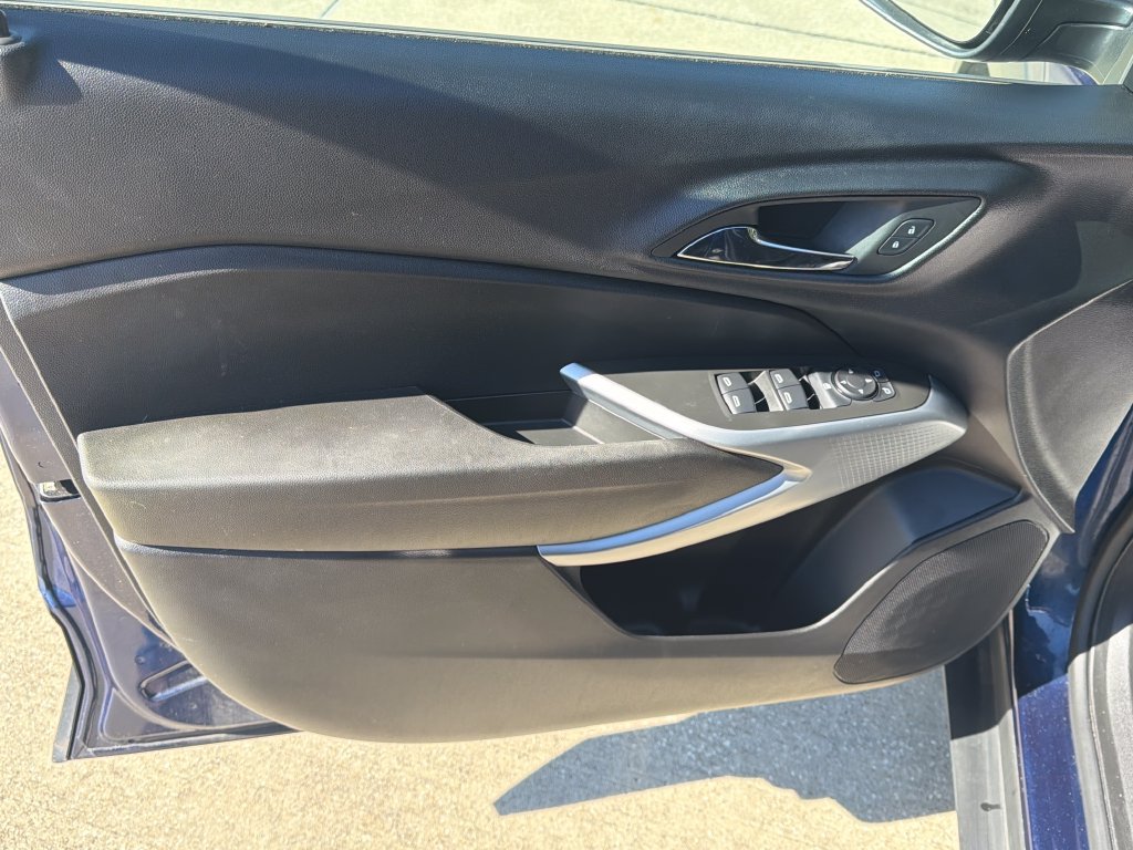 Used 2024 Chevrolet Trax LS FWD image 15