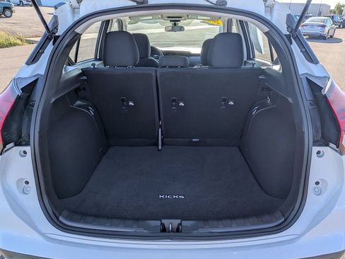 Used 2023 Nissan Kicks S FWD image 6