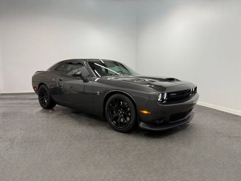 Used 2019 Dodge Challenger R/T Scat Pack w/ Dynamics Package image 1