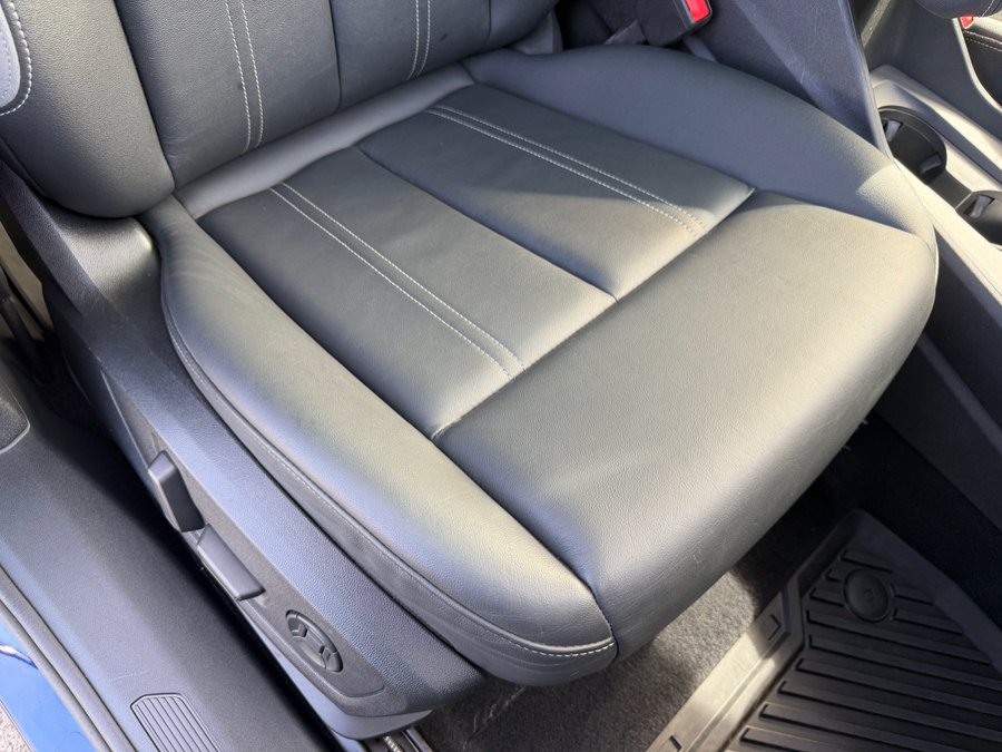 Used 2023 Audi Q4 e-tron Premium Plus AWD/4WD image 32