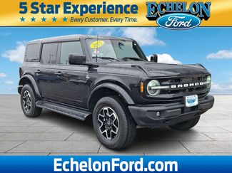 Used 2025 Ford Bronco Outer Banks video 1