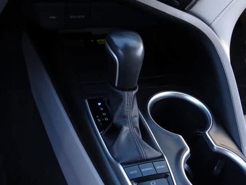 Certified 2023 Toyota Camry XLE image 32