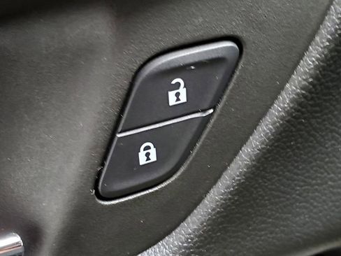 Used 2024 Chevrolet TrailBlazer RS w/ Convenience Package image 26