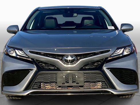 Used 2023 Toyota Camry XSE image 4