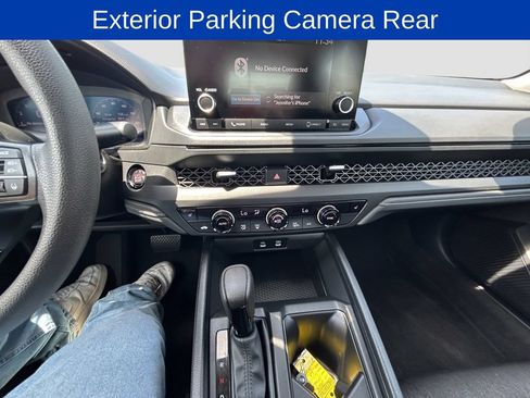 Used 2025 Honda Accord SE image 15