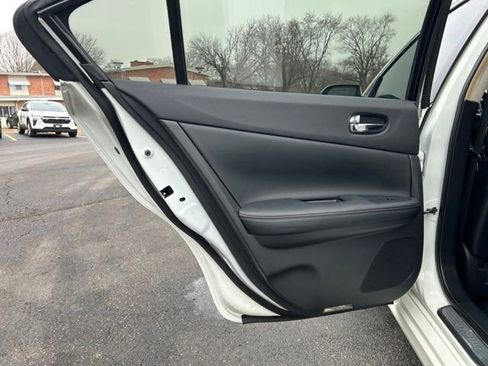 Used 2014 Nissan Maxima 3.5 SV w/ Sport Package image 18