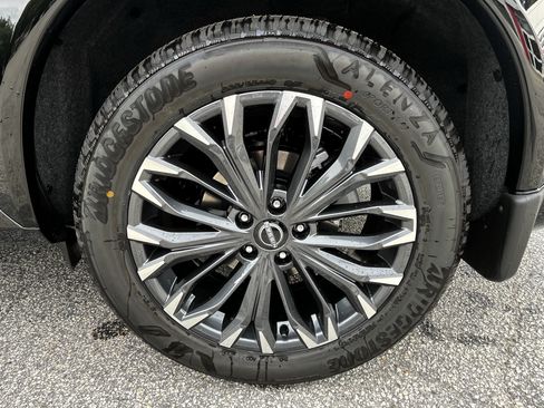 New 2026 Nissan Rogue Platinum AWD/4WD image 11