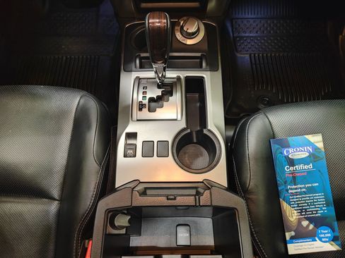 Used 2023 Toyota 4Runner Limited image 32