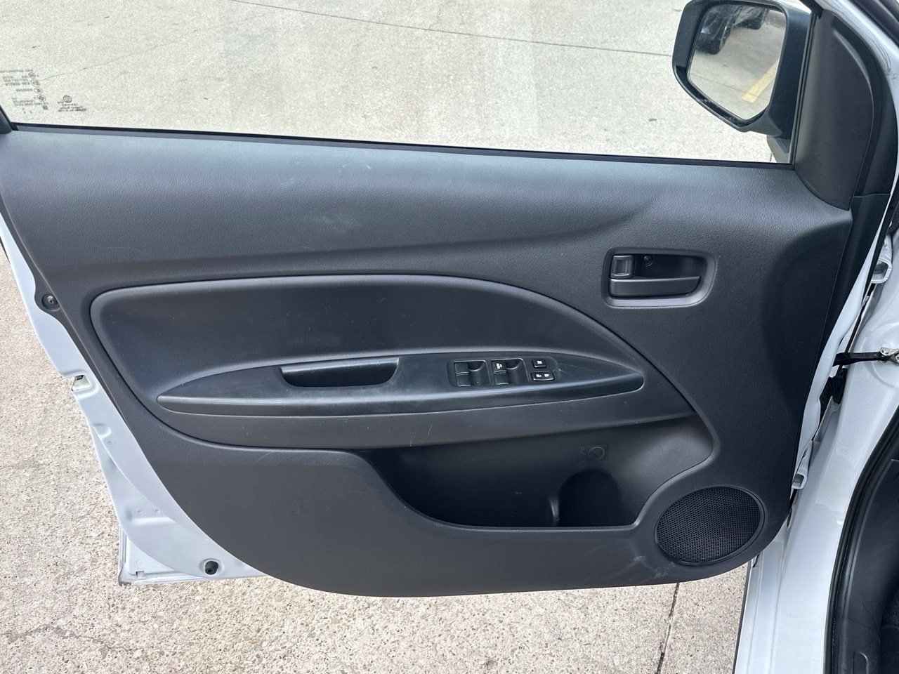 Used 2024 Mitsubishi Mirage ES FWD image 10