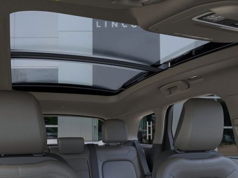 New 2026 Lincoln Corsair Reserve w/ Jet Appearance Package image 22