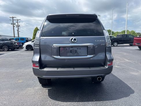 Used 2022 Lexus GX 460 w/ Accessory Package AWD/4WD image 8