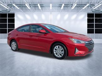 Used 2019 Hyundai Elantra SE image 1