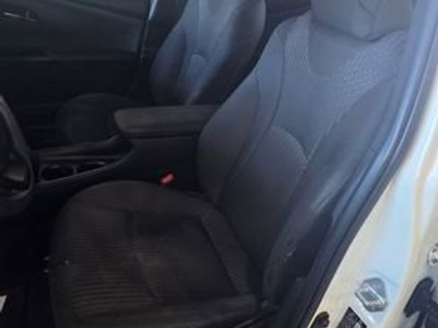 Used 2016 Toyota Prius Two image 14