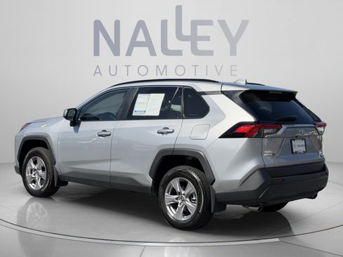Used 2025 Toyota RAV4 XLE w/ Convenience Package FWD image 3