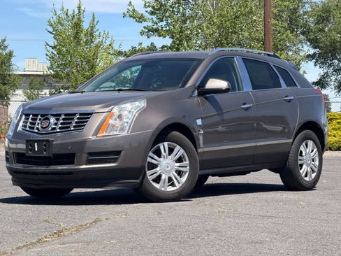 Used 2011 Cadillac SRX Luxury FWD image 1