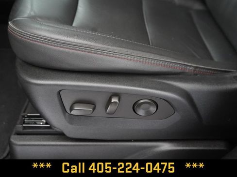 Used 2022 Chevrolet Suburban RST w/ Sport Performance Package AWD/4WD image 16