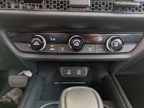 New 2026 Honda HR-V LX image 17