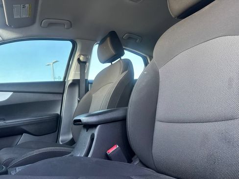 Used 2023 Kia Forte LXS FWD image 35