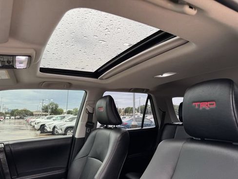 Certified 2024 Toyota 4Runner TRD Off-Road Premium w/ Moonroof Package AWD/4WD image 28