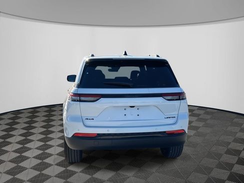 New 2025 Jeep Grand Cherokee Limited w/ Black Appearance Package image 3