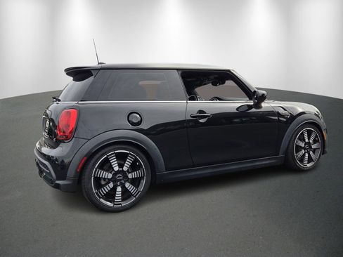 Used 2023 MINI Cooper S image 7