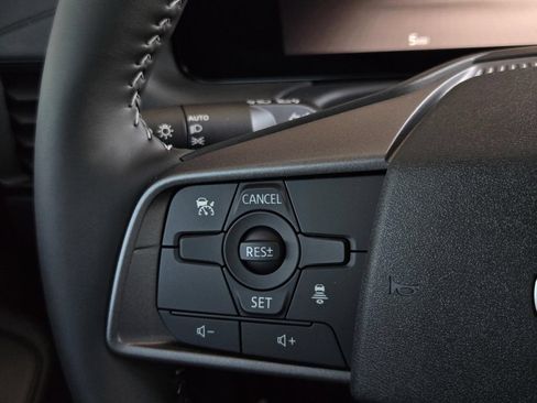 New 2026 Nissan Sentra SV w/ SV Convenience Package FWD image 25
