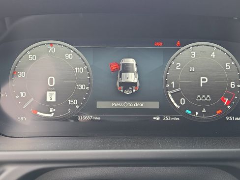 Certified 2025 Land Rover Defender 110 S AWD/4WD image 18