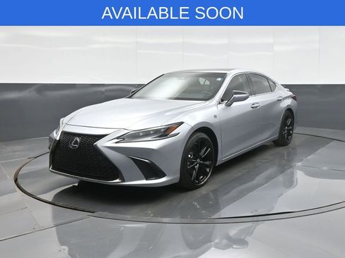 Used 2025 Lexus ES 350 w/ Accessory Package (Z1) FWD image 3