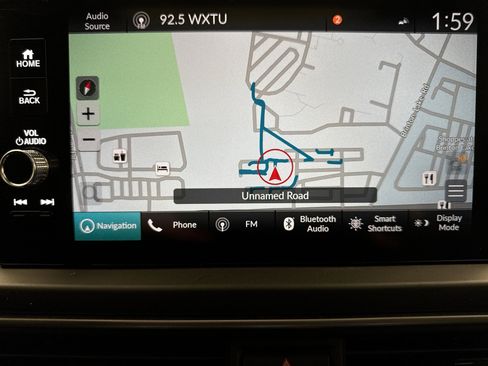 Used 2023 Honda Pilot Touring image 15