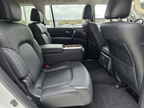 Used 2019 INFINITI QX80 Luxe w/ Cargo Package image 33