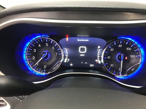 New 2026 Chrysler Pacifica Select image 19