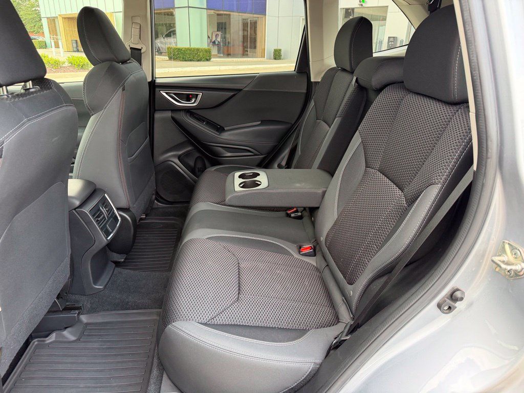 Used 2019 Subaru Forester Premium w/ All-Weather Package AWD/4WD image 13