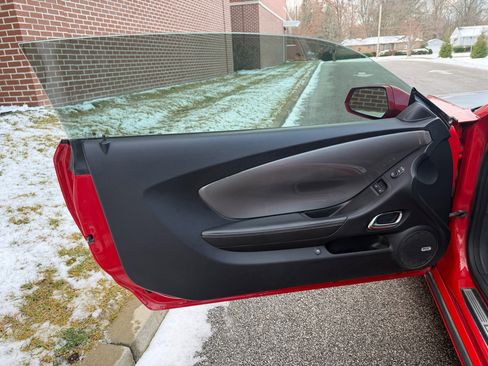 Used 2010 Chevrolet Camaro SS image 27